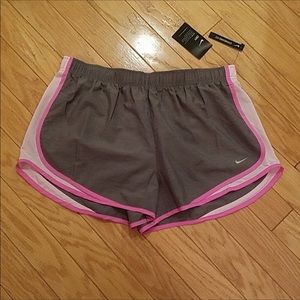 Nike tempo shorts